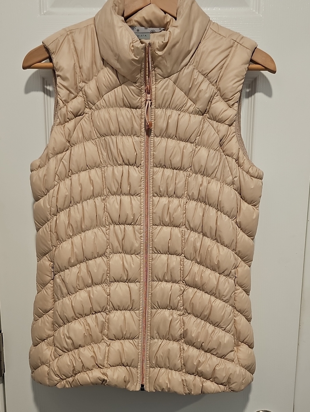 Athleta Blush Pink Downtime Down Filled Full Zip Puffer Vest Womens L Rose Gold